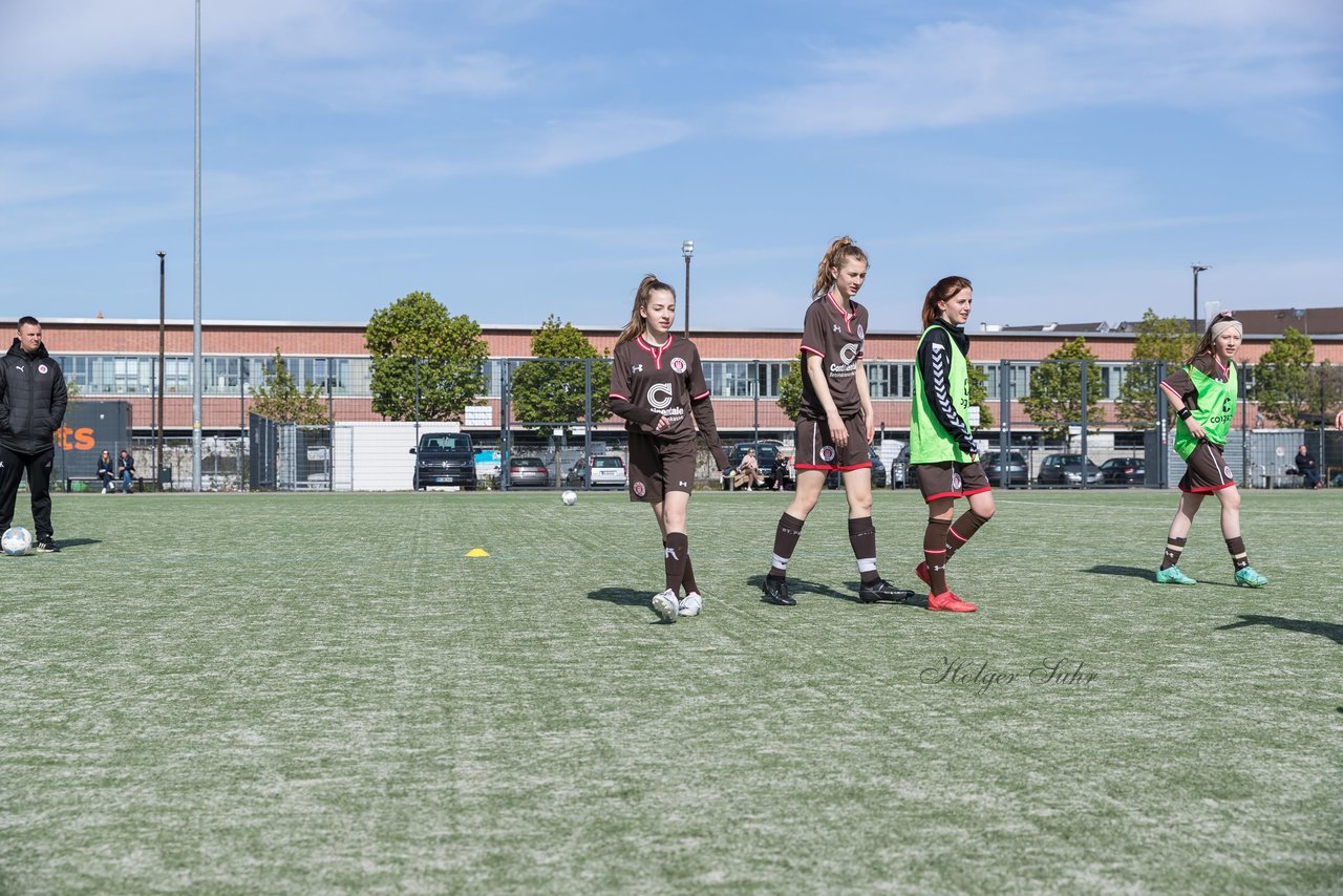 Bild 100 - wBJ St. Pauli - Walddoerfer : Ergebnis: 1:11